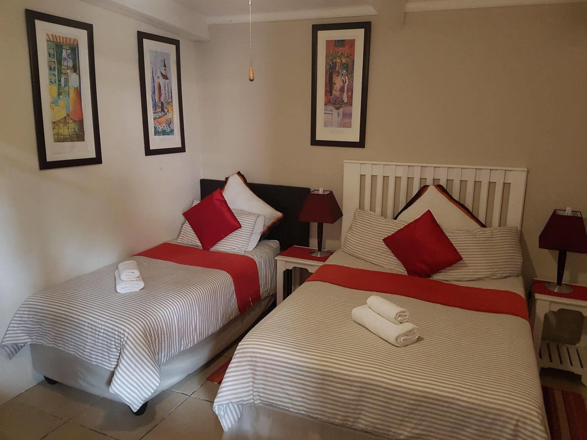 סוולנדאם Flametree Guesthouse מראה חיצוני תמונה